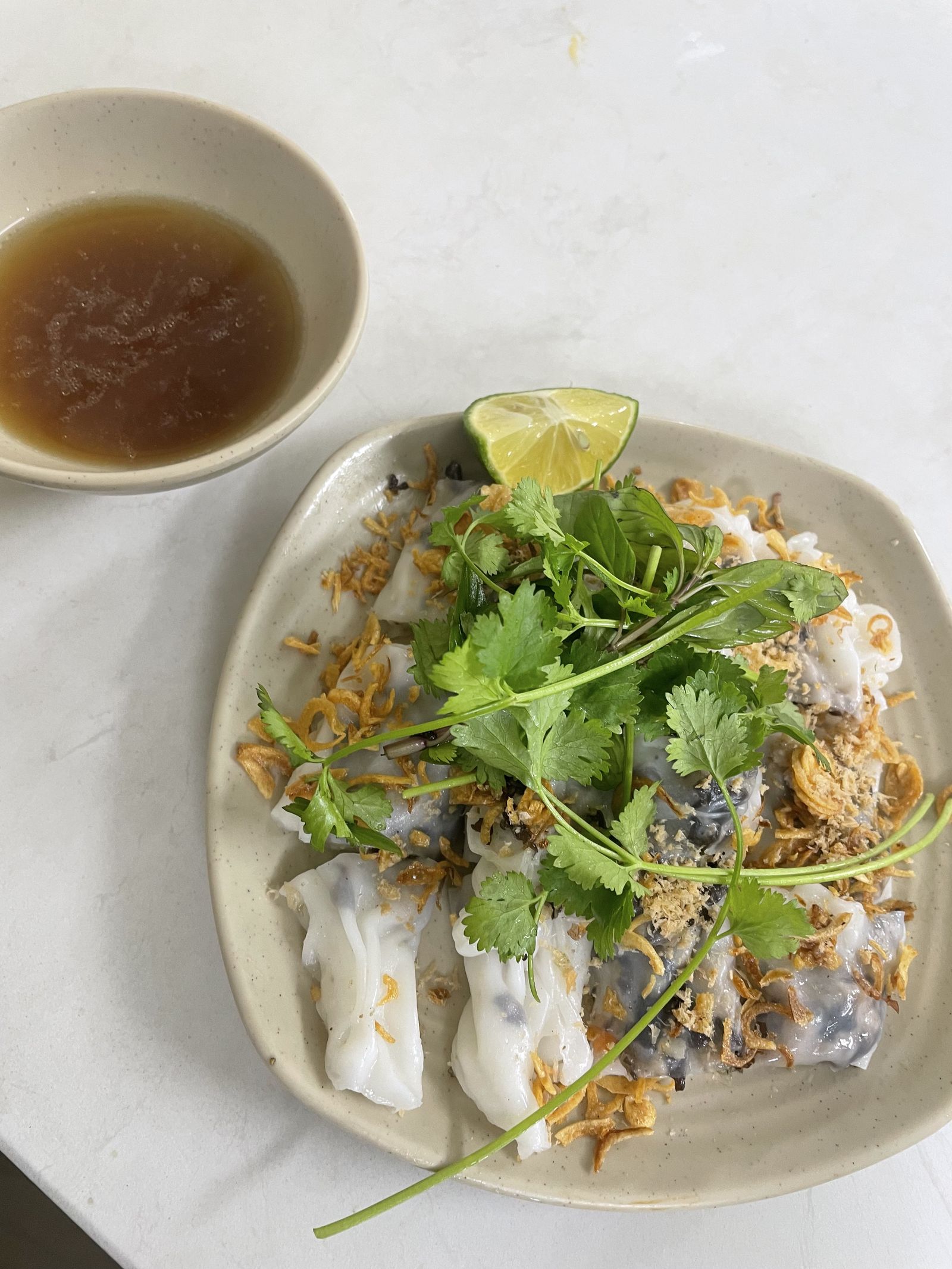 บั๋ญก๋วน (Bánh cuốn)